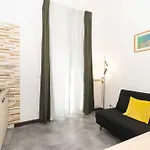 Casa Di Diana E Francesco In Zona Cenisia By Wonderful Italy *