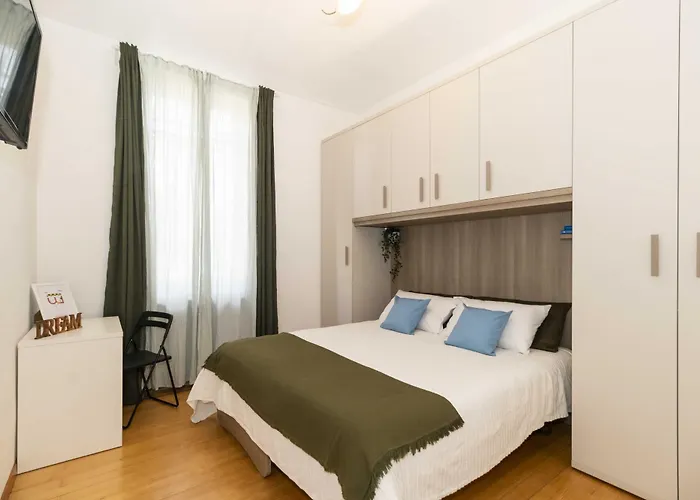 Casa Di Diana E Francesco In Zona Cenisia By Wonderful Italy Apartman