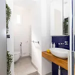 Casa Di Diana E Francesco In Zona Cenisia By Wonderful Italy *