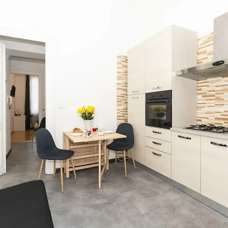 Apartment Casa Di Diana E Francesco In Zona Cenisia By Wonderful Italy *