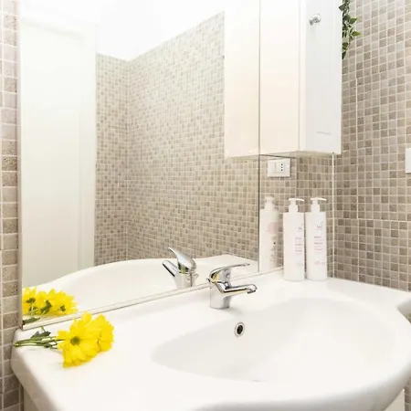Casa Di Diana E Francesco In Zona Cenisia By Wonderful Italy Apartment *