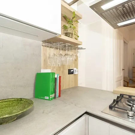 Casa Di Diana E Francesco In Zona Cenisia By Wonderful Italy